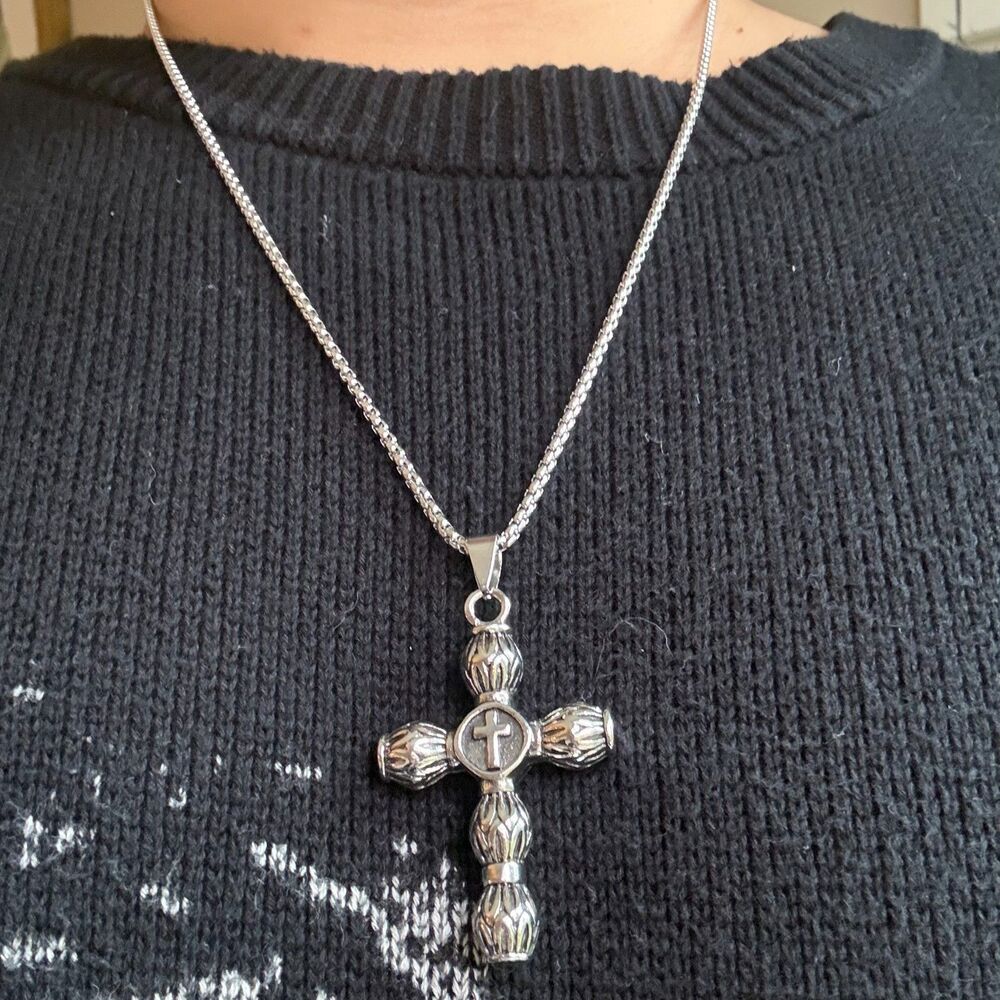 28" Gothic Cross Pendant Necklace Stainless Steel Chain Budded Punk Biker Alt